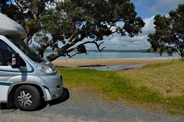 Parking in Whangaumu Bay