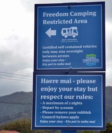 Freedom Camping sign