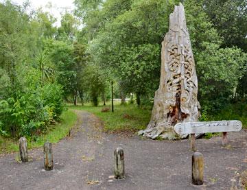 Maori carving