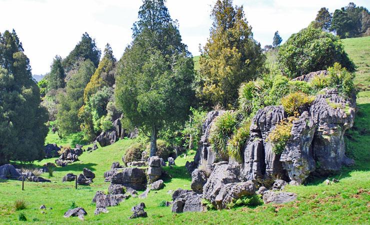 Dramatic rock formations beyond the natural bridge