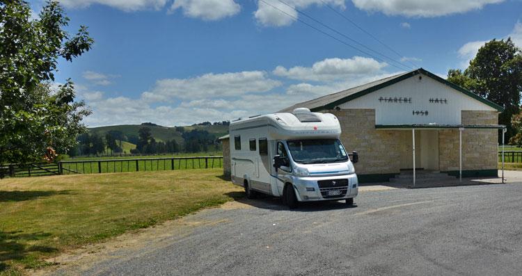 Piarere Hall parking