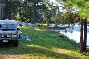 Parking overlooking the lake