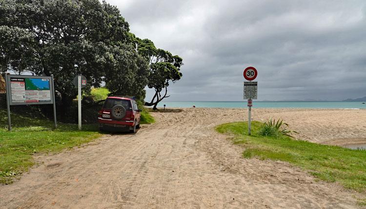 Access to Langs Beach