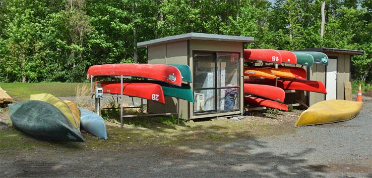 Kayaks all ready to go