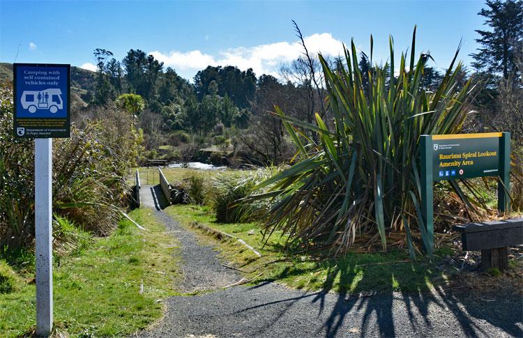 Raurimu Spiral Lookout access to the reserve