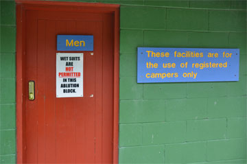 Men's toilets and showers