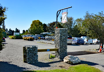 Entrance to the Methven Golf Club