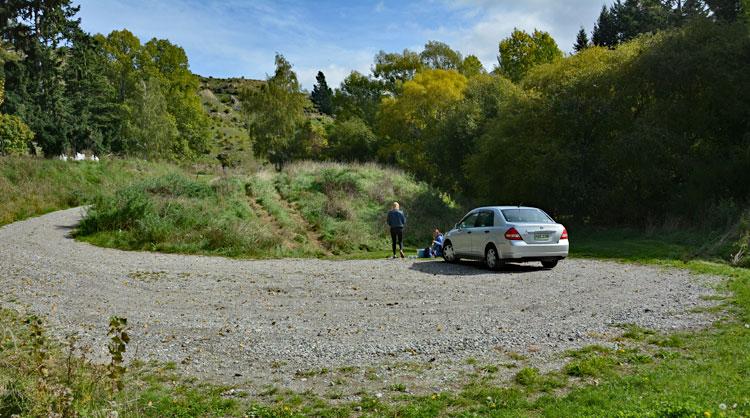 Small parking area beside the monument