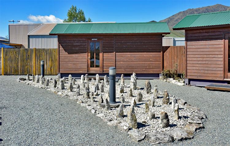 Pathway to the sauna and hot tubs