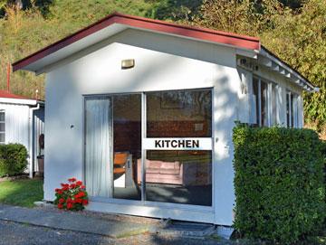 Kitchen and Internet access