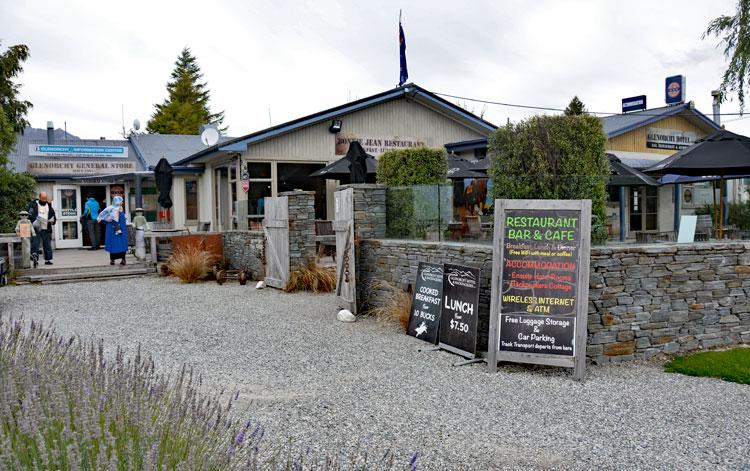 Glenorchy Hotel