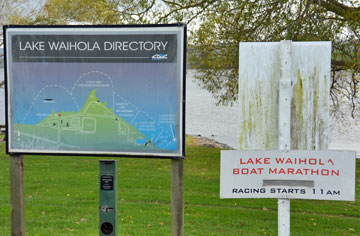 Lake Waihola signs