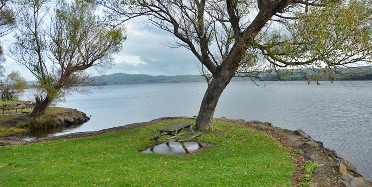 Lake Waihola