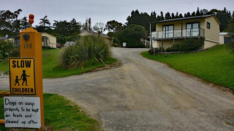 Entrance to the Moeraki Village Holiday Park