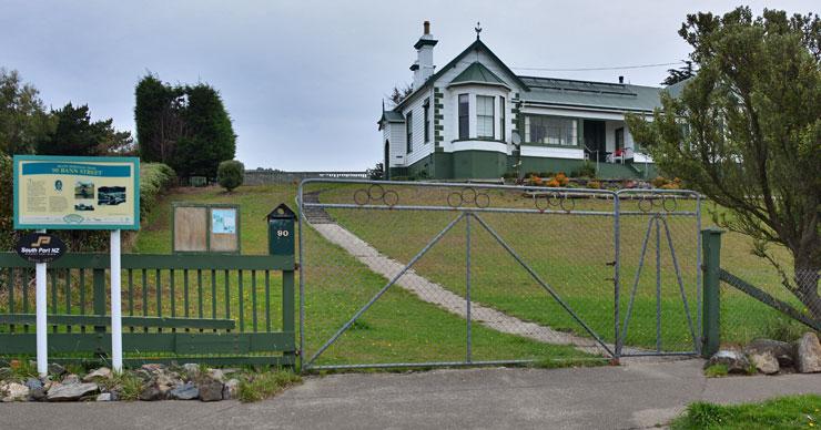 The Bluff Homestead Guesthouse and Campervan Park