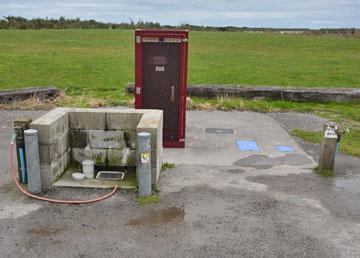 Dump station with fresh water available