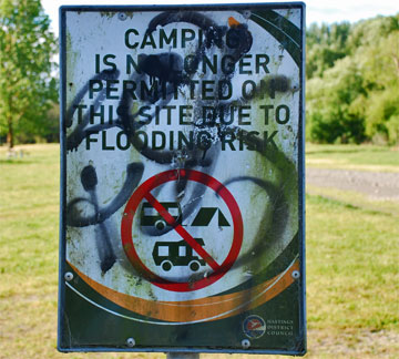 Campsite Closed sign