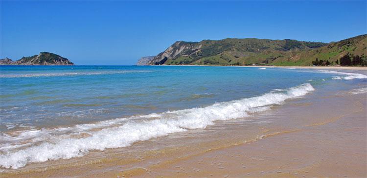 Anaura Bay