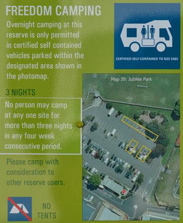 Freedom Camping sign