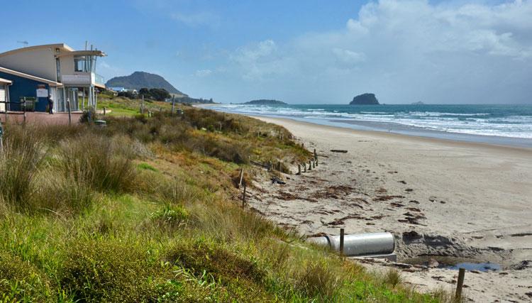 Papamoa Beach and the Surf Lifesaving Club